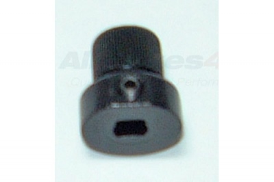 Image of STC987, a 'WIPER SPINDLE ADAPTOR SERIES 11 - 111 - DEFENDER' part