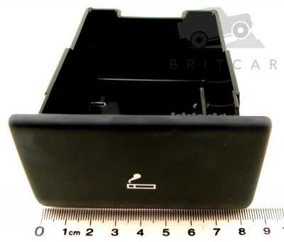 Image of LR027758, a 'ASH TRAY INSERT  EBONY BLACK - DISCOVERY 3' part