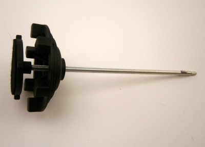 Image of LR002872, a 'BOLT - SPARE WHEEL MOUNTING - FREELANDER 2' part
